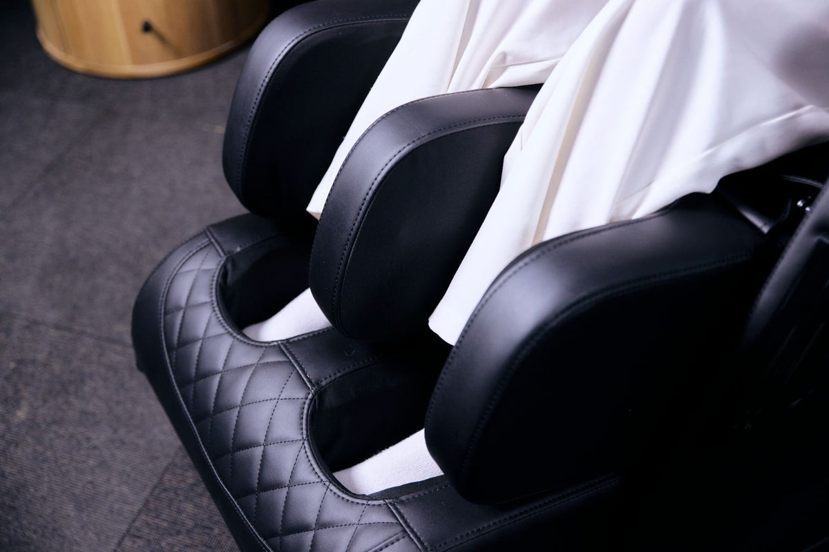 IWAO Performance met 2026-technologie - 8D-massagestoel - Zwart (Demomodel)