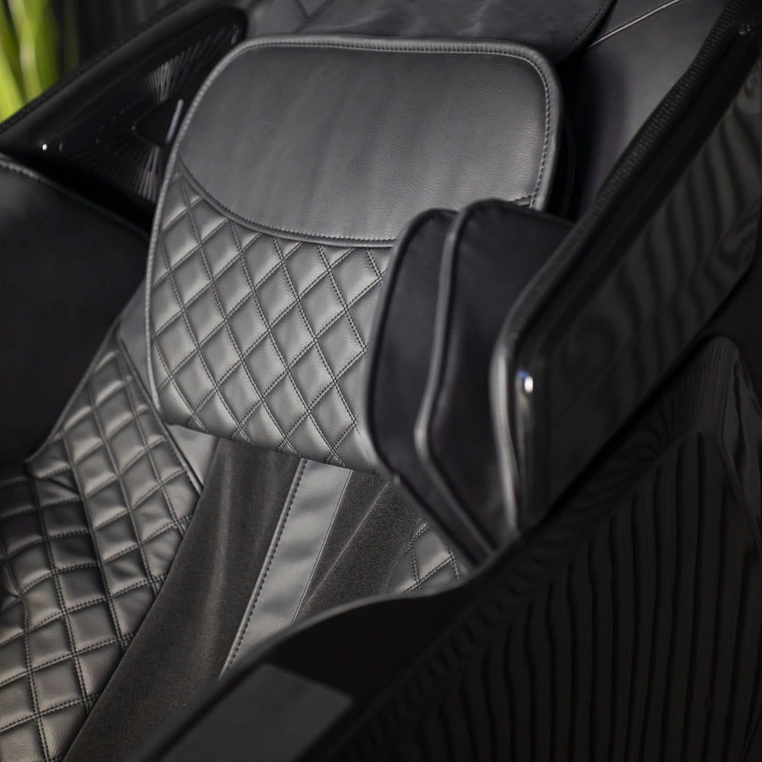 IWAO Gravity met spraakbesturing - 4D massagestoel - Zwart