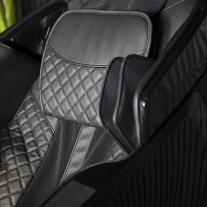 IWAO Gravity met spraakbesturing - 4D massagestoel - Zwart