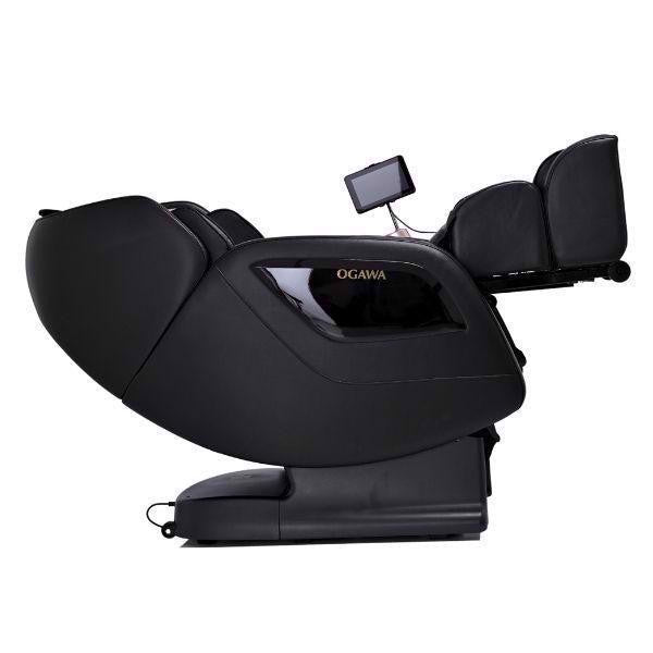 OGAWA Sonic-X - Zwart - 2D massagestoel van opzij gezien in zero gravity-modus